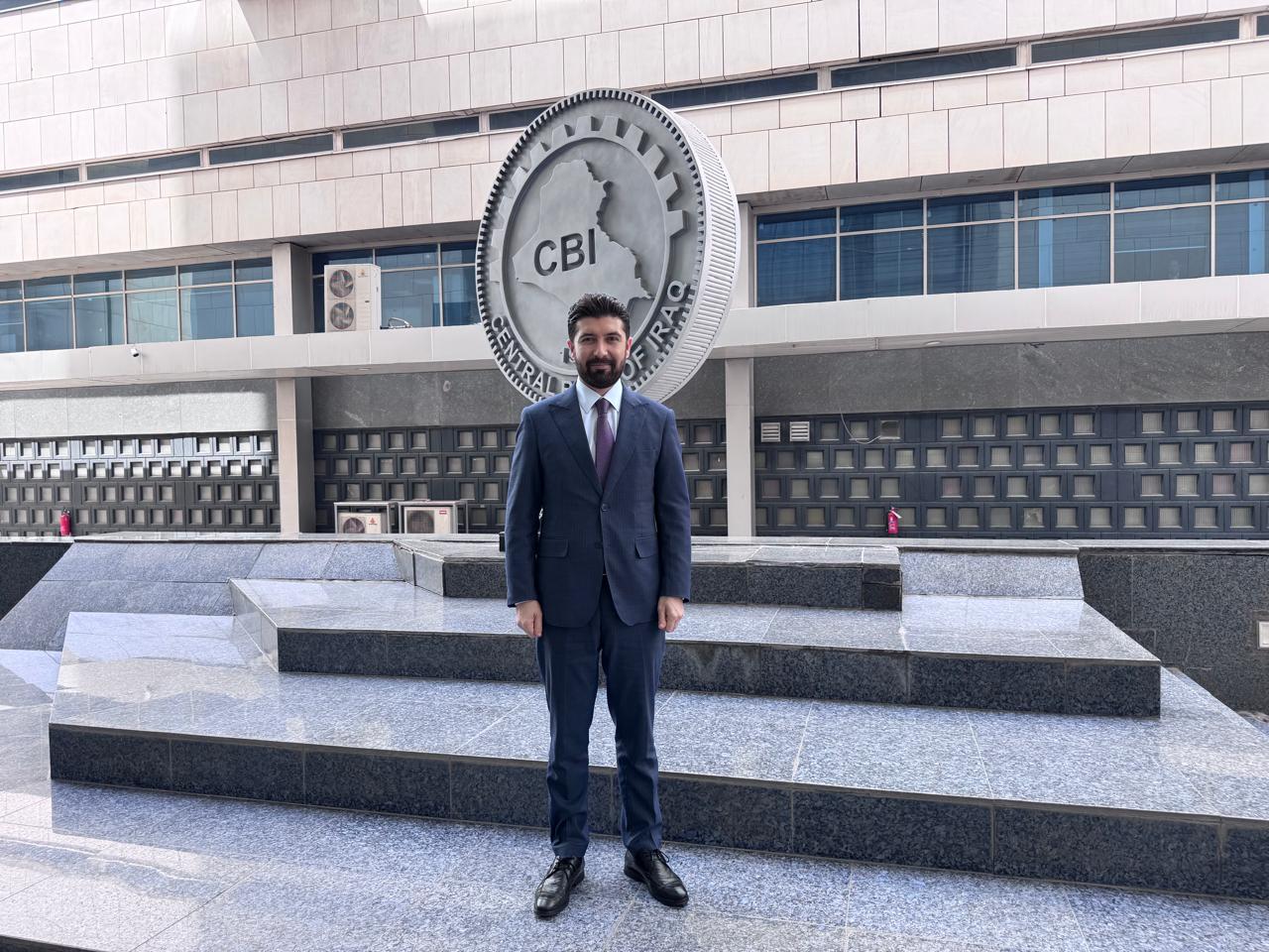 د. بڕیار ڕەشید سەردانی بانکی ناوەندی دەکات بۆ چارەسەری گرفتەکانی بازرگانان